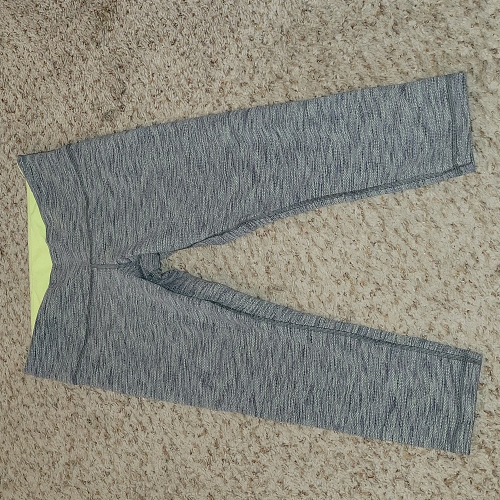 Lululemon Wunder Under Crops